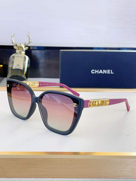Picture of Chanel Sunglasses _SKUfw80049191fw
